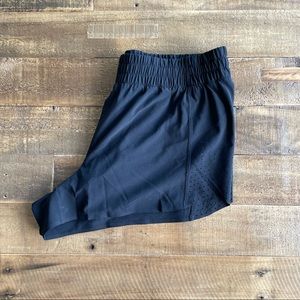 Athleta Hustle 3” Short